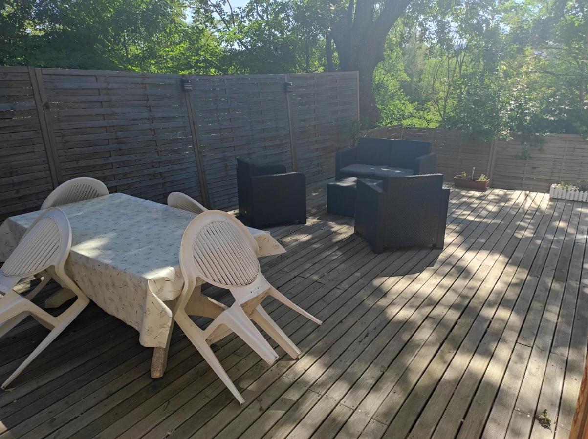 Apartement 'Les Lavandes" Rdc 2Ch - Terrasse Et Parking A Lurs Екстериор снимка